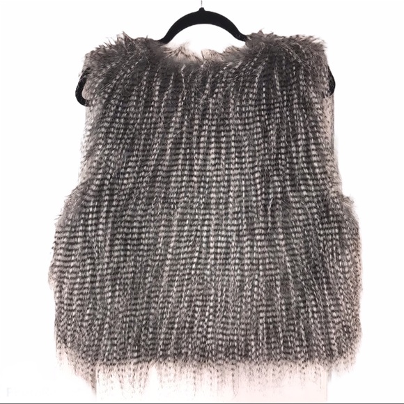 Trendy Faux Ostrich Vest, Size L - Picture 4 of 7